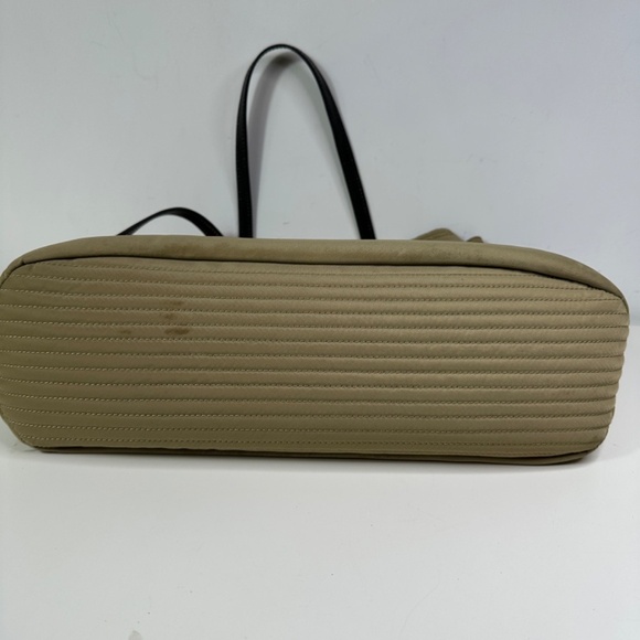 Dooney & Bourke Victoria Tan Beige Nylon Shoulder Bag With Leather Details Large - Picture 8 of 14